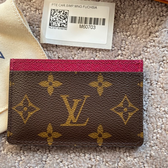 Louis Vuitton Card Holder - Picture 2 of 8